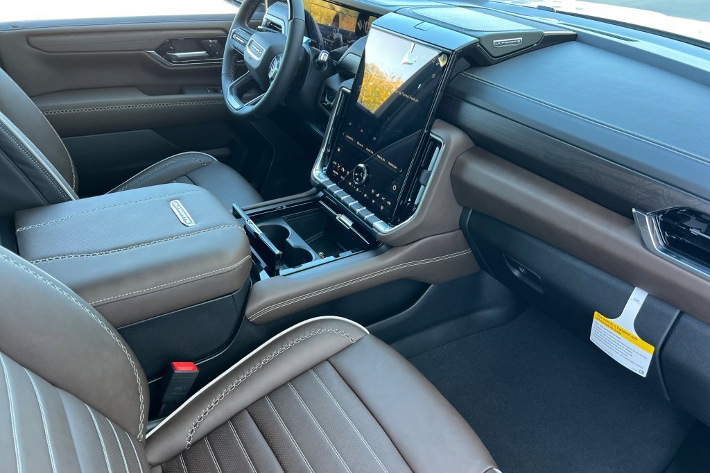 New 2026 GMC Yukon XL Denali Ultimate image 15