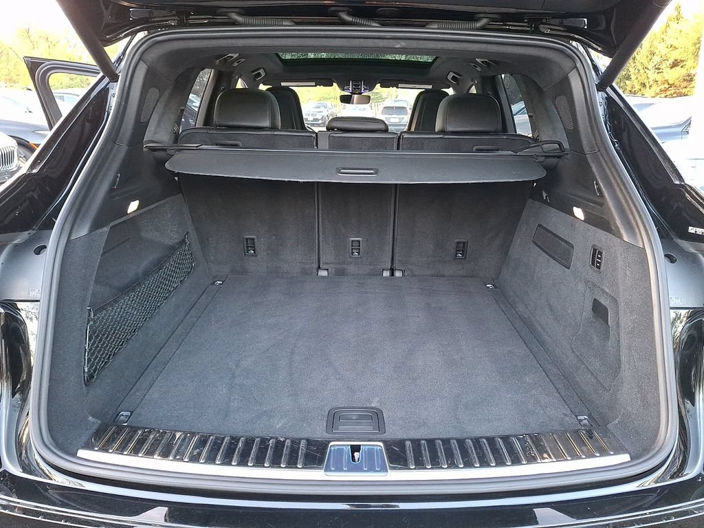 Used 2023 Porsche Cayenne Turbo AWD/4WD image 26