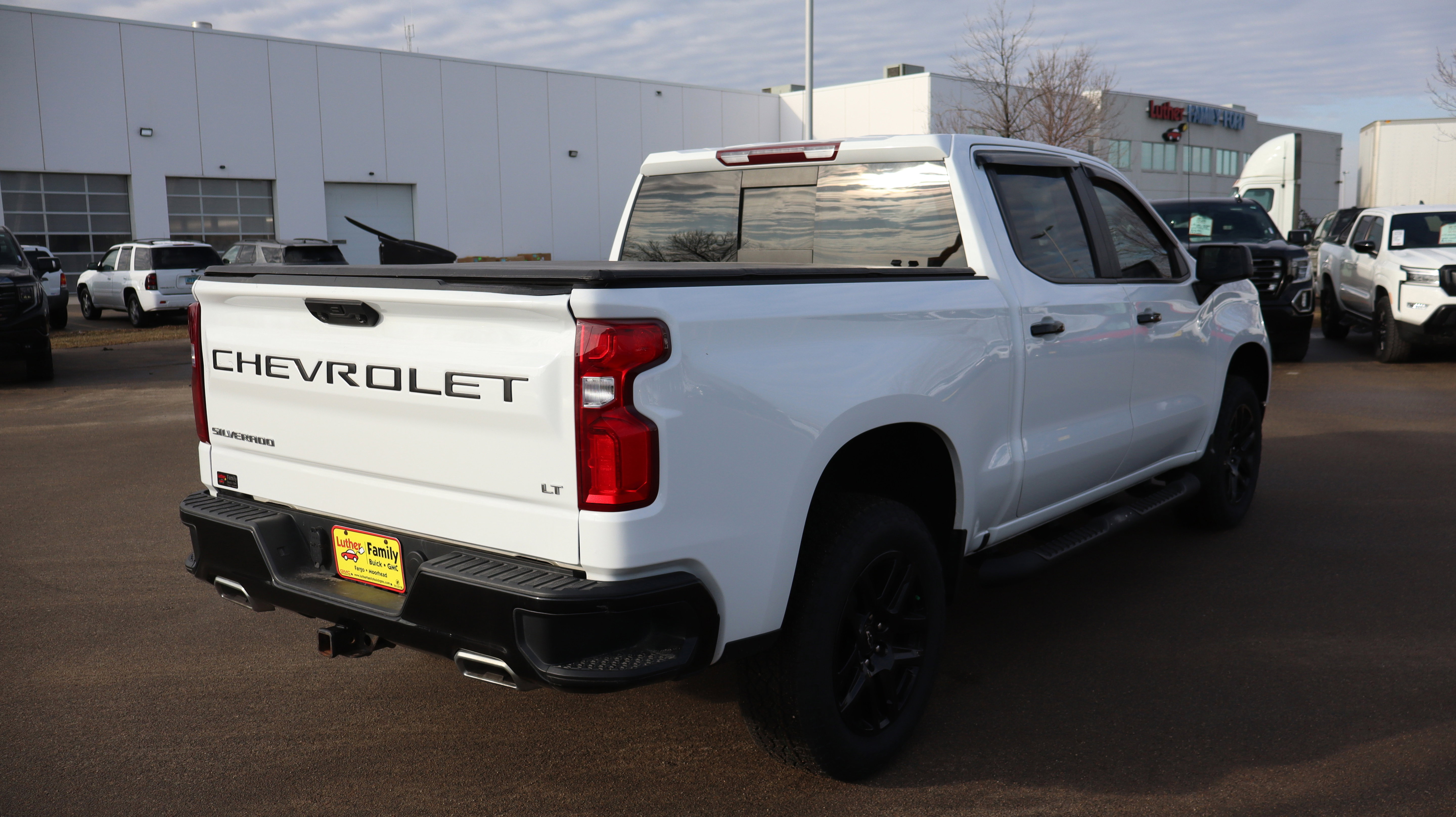 Certified 2022 Chevrolet Silverado 1500 LT Trail Boss w/ Convenience Package II image 7