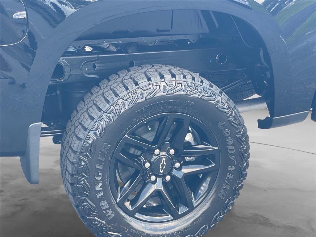 New 2026 Chevrolet Silverado 1500 Custom Trail Boss w/ LPO, Dark Essentials Package AWD/4WD image 25