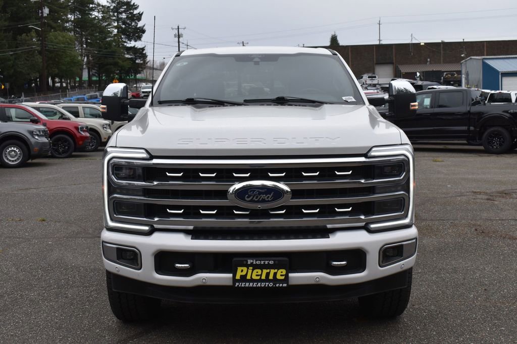 Used 2024 Ford F350 Platinum w/ FX4 Off-Road Package image 4