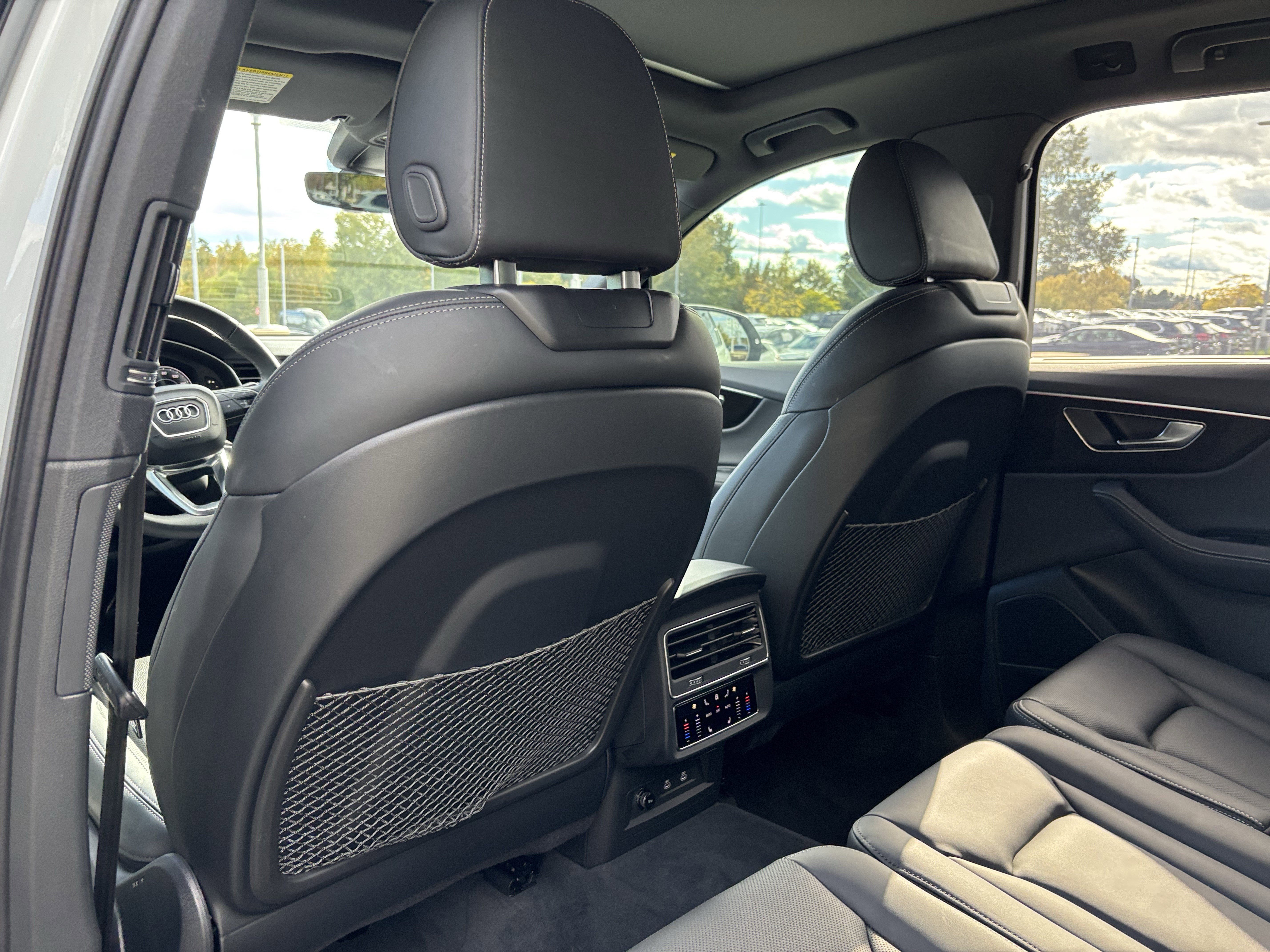 Used 2025 Audi Q7 3.0T Prestige image 33