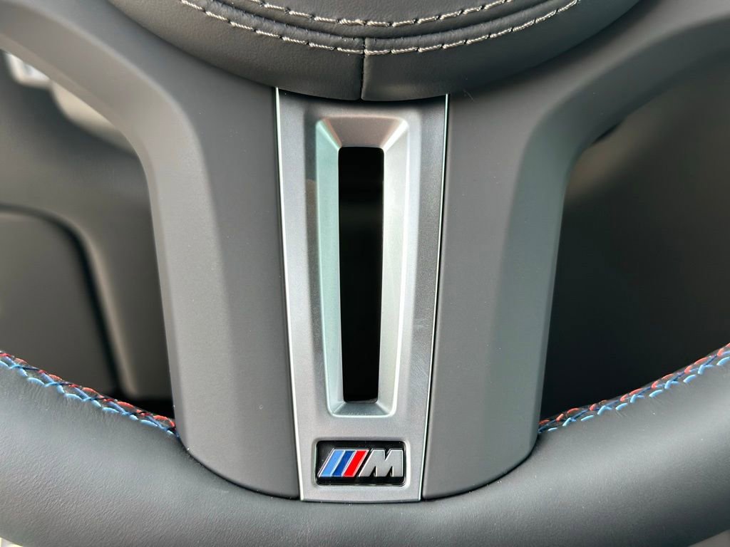 New 2026 BMW X5 M60i w/ Executive Package image 33