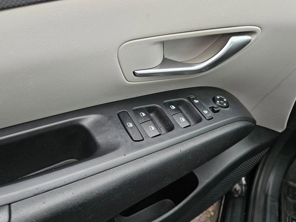 Certified 2023 Hyundai Tucson SE image 15