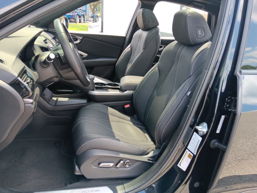 Certified 2025 Acura RDX SH-AWD image 11