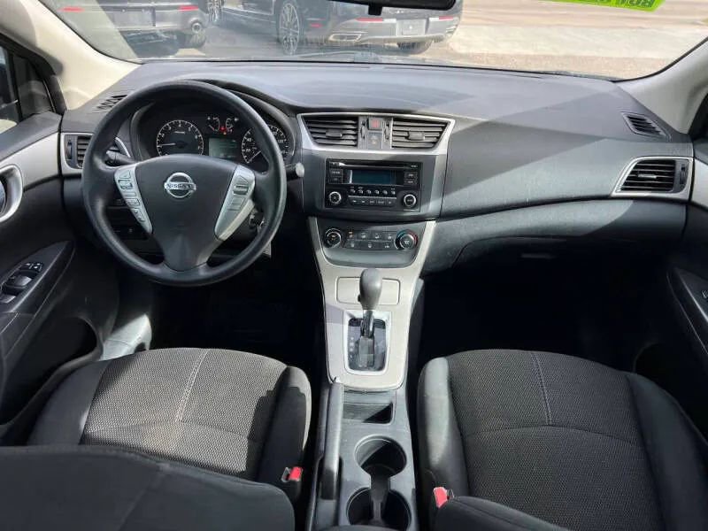 Used 2015 Nissan Sentra S image 15