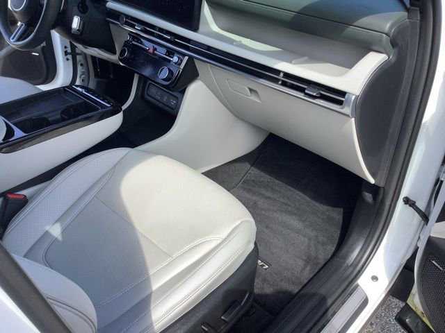 Used 2025 Hyundai Tucson Limited image 21