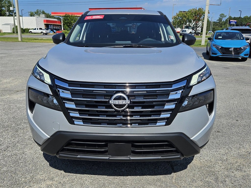 Certified 2025 Nissan Rogue S image 16