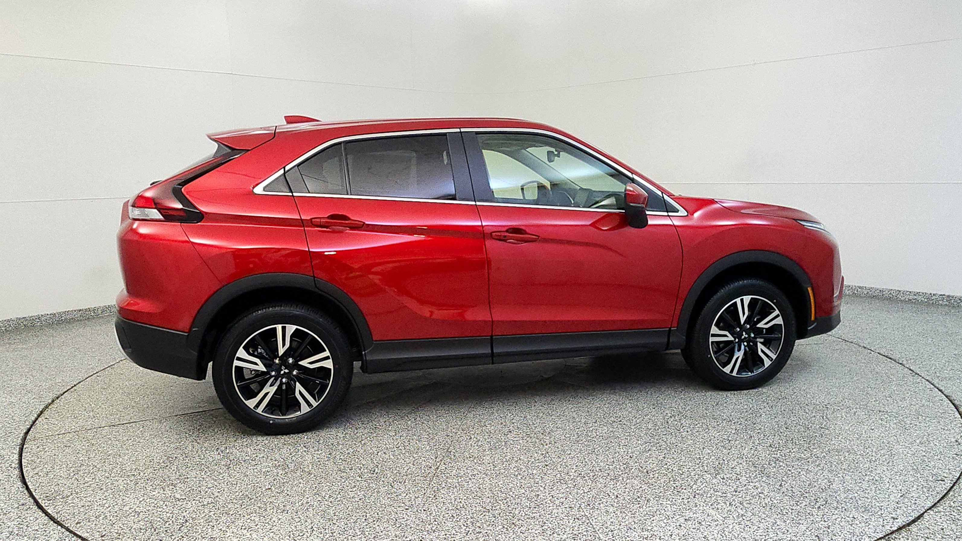 Used 2025 Mitsubishi Eclipse Cross SE AWD/4WD image 6