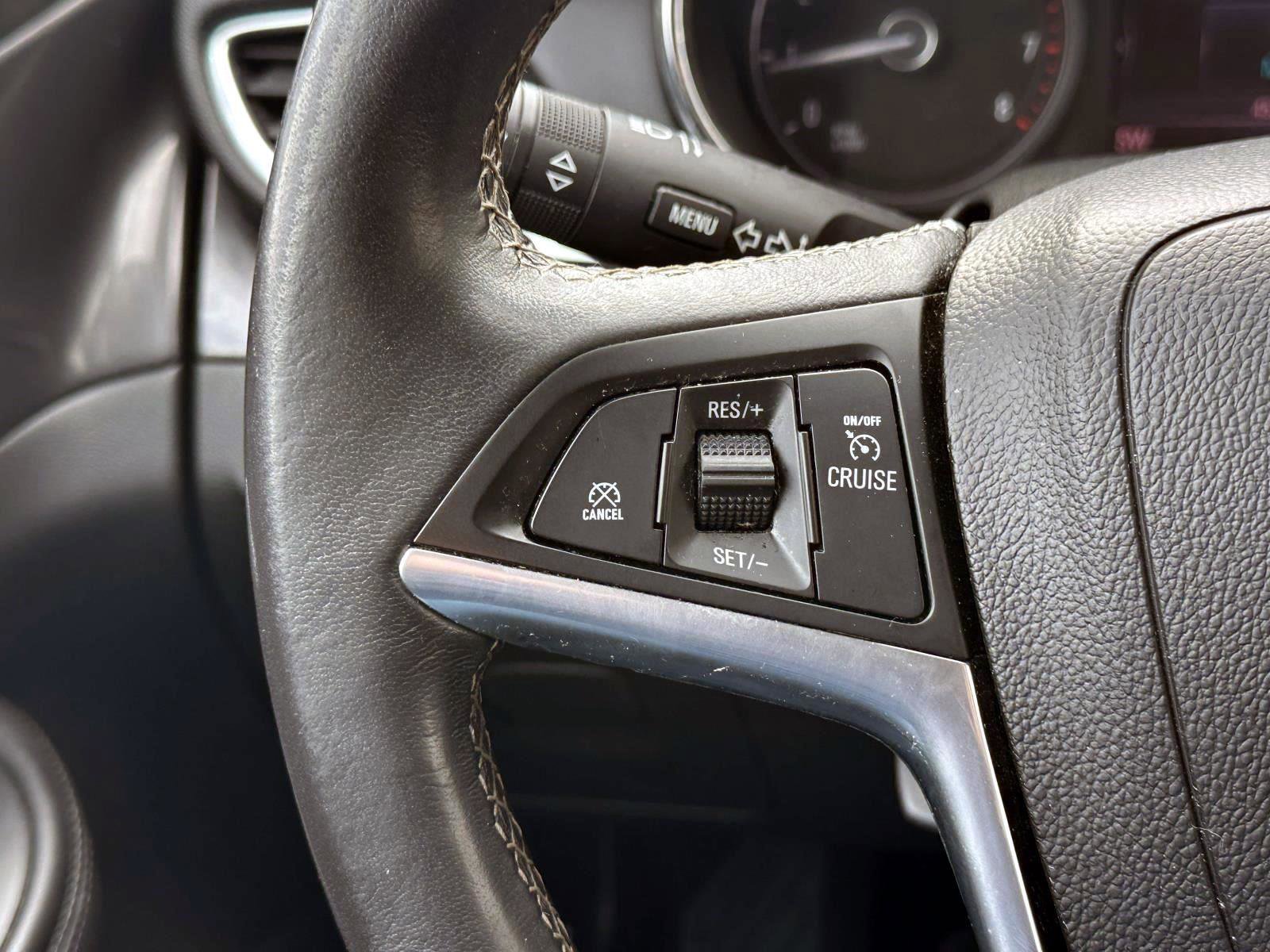 Certified 2022 Buick Encore Preferred image 19