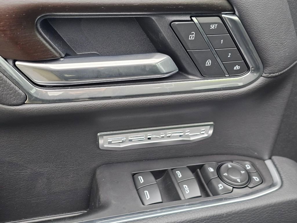 New 2025 GMC Sierra 1500 Denali w/ Denali Carbonpro Edition image 25