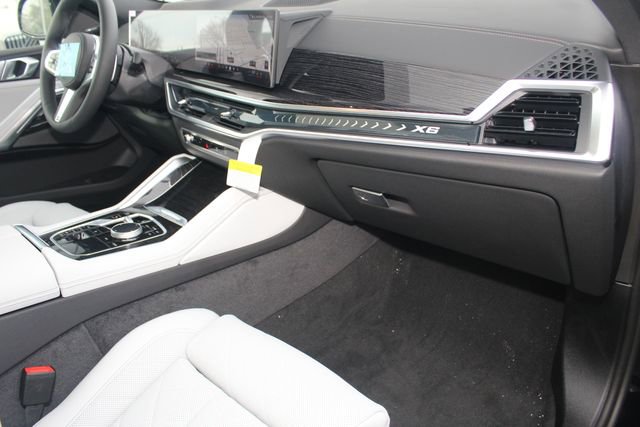 New 2026 BMW X6 xDrive40i image 24