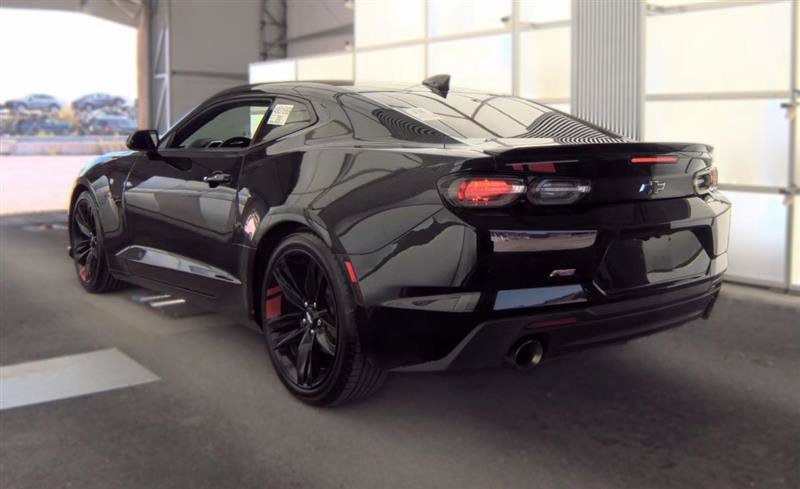 Used 2024 Chevrolet Camaro LT w/ Redline Edition RWD image 10