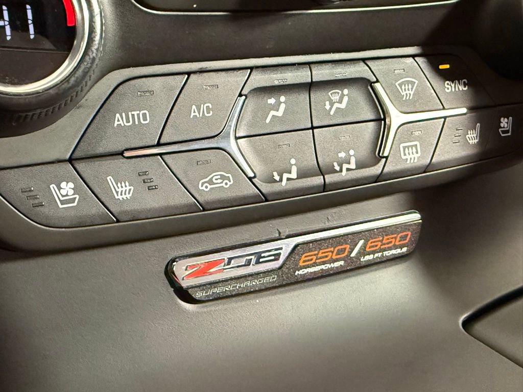 Used 2016 Chevrolet Corvette Z06 w/ 3LZ Preferred Equipment Group image 27