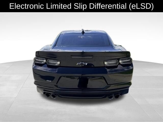 Used 2019 Chevrolet Camaro SS RWD image 6