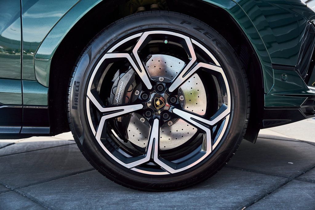 Used 2023 Lamborghini Urus S image 23