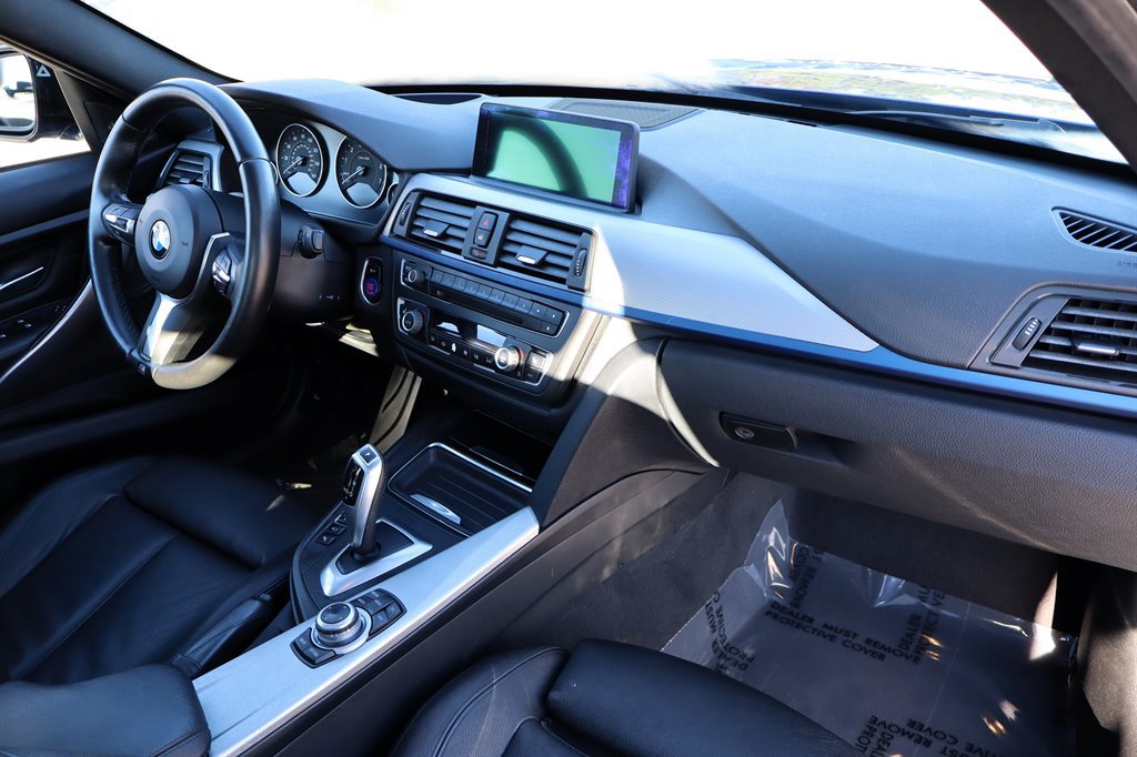 Used 2013 BMW 335i xDrive Sedan AWD/4WD image 20