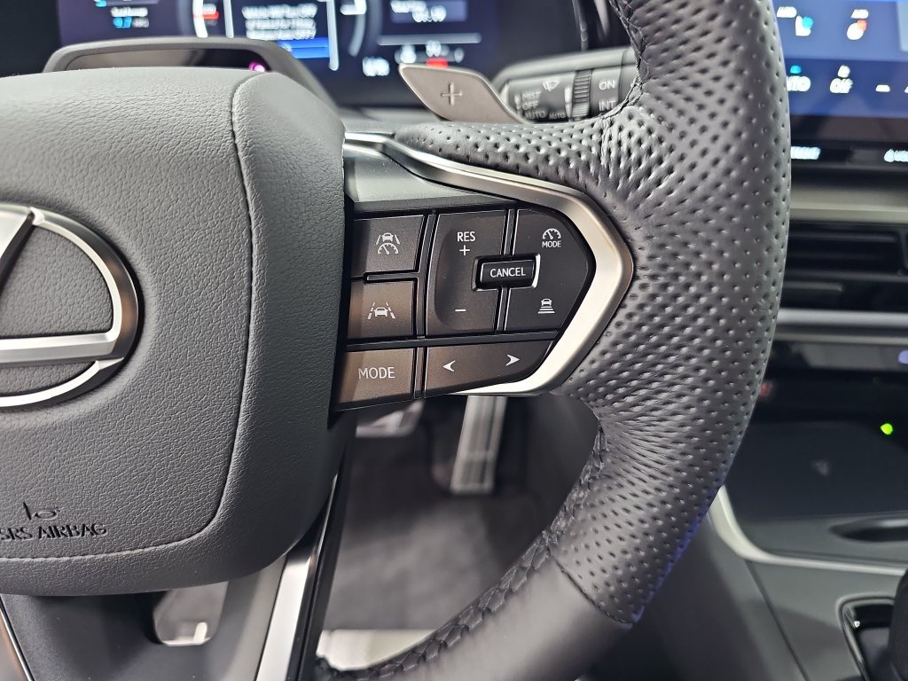 New 2026 Lexus TX 500h AWD w/ Technology Package image 17