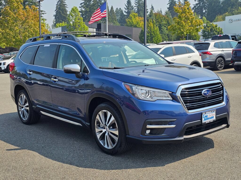 Used 2019 Subaru Ascent Touring w/ Popular Package #3 AWD/4WD image 3