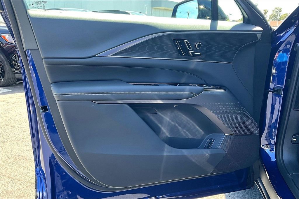 New 2026 Cadillac Lyriq Sport image 11