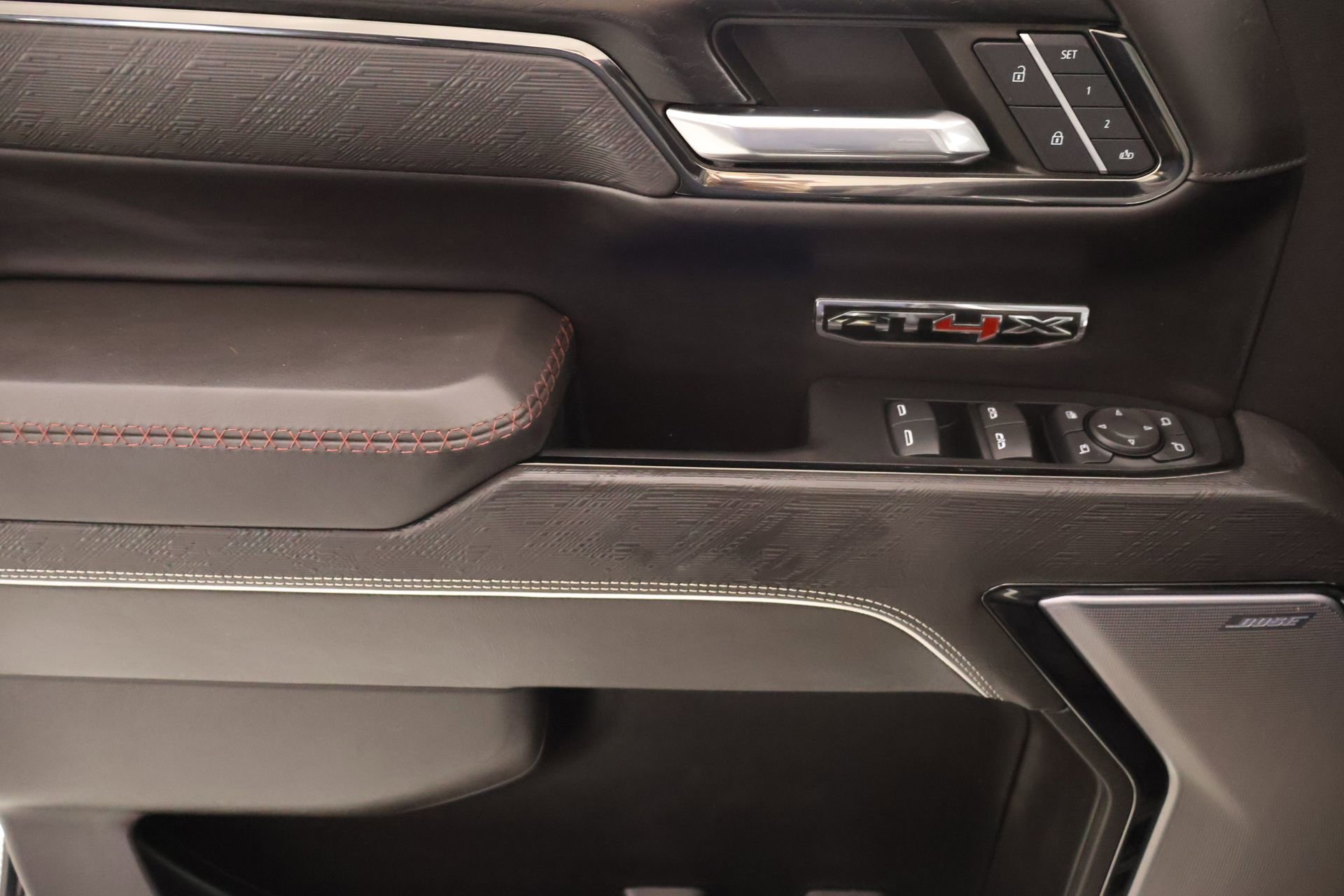 Used 2024 GMC Sierra 1500 AT4X w/ AT4X AEV Edition image 17