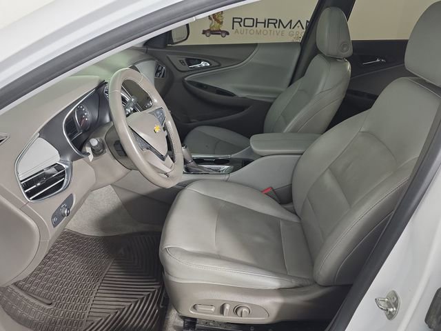 Used 2018 Chevrolet Malibu LT w/ Leather Package image 19