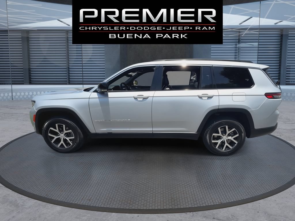 Used 2024 Jeep Grand Cherokee L Limited w/ Luxury Tech Group II AWD/4WD image 5