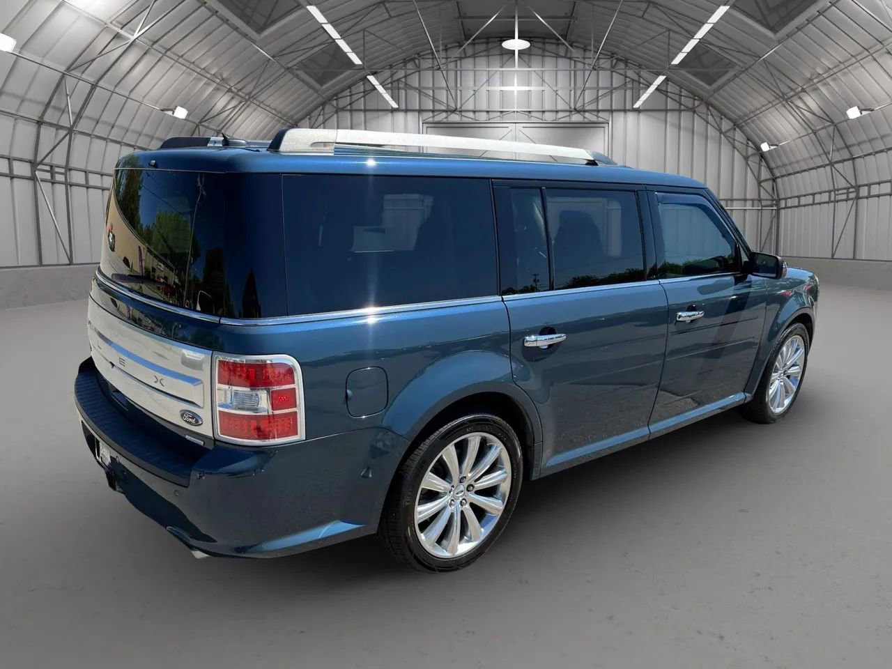 Used 2016 Ford Flex Limited w/ Equipment Group 303A AWD/4WD image 5