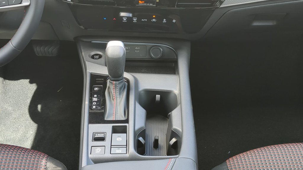Certified 2026 Nissan Sentra SR w/ Floor Mat Package FWD image 22