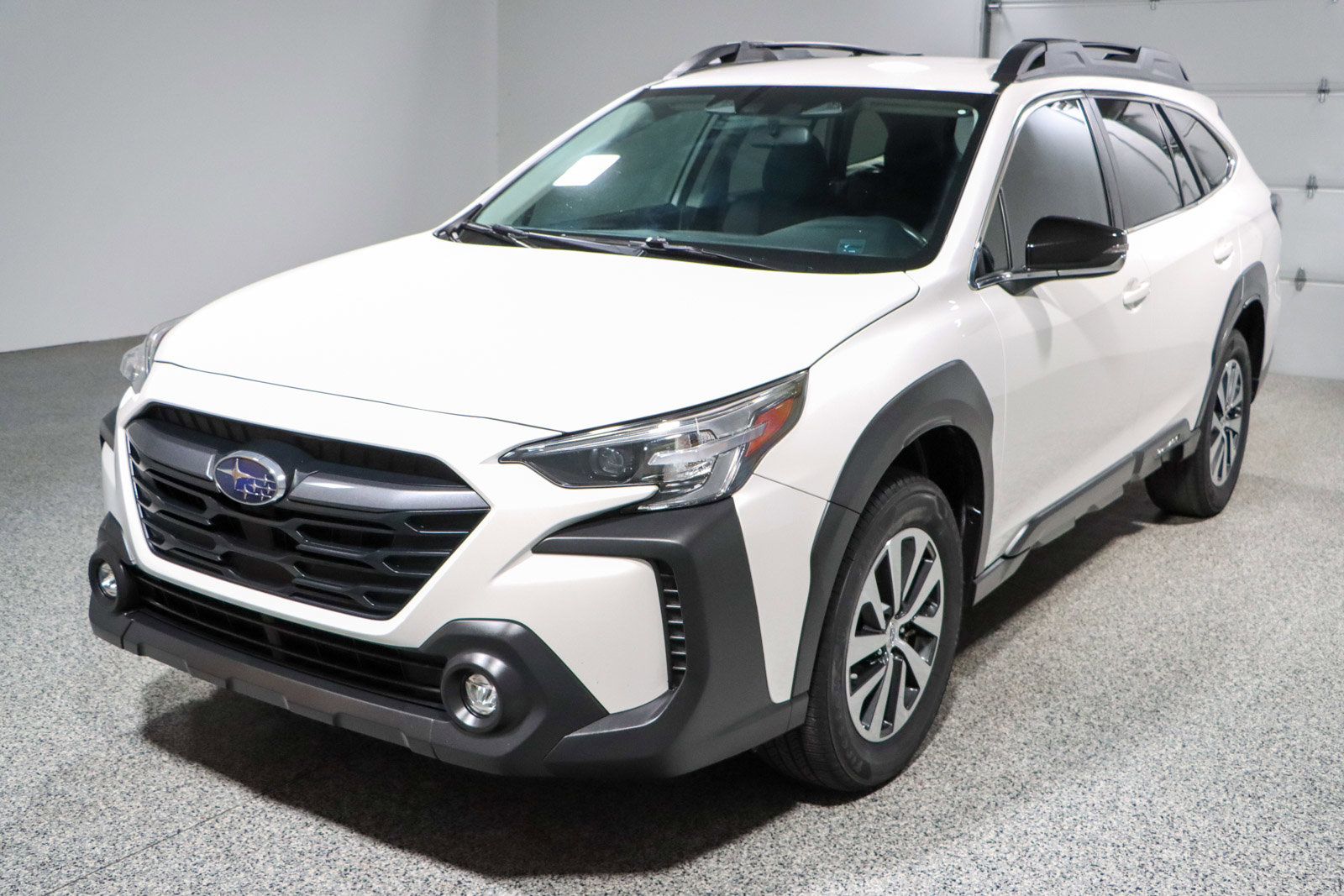 Used 2024 Subaru Outback Premium image 31