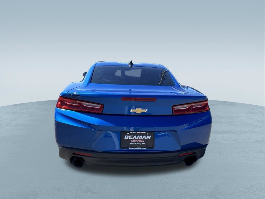 Used 2017 Chevrolet Camaro LT RWD image 7