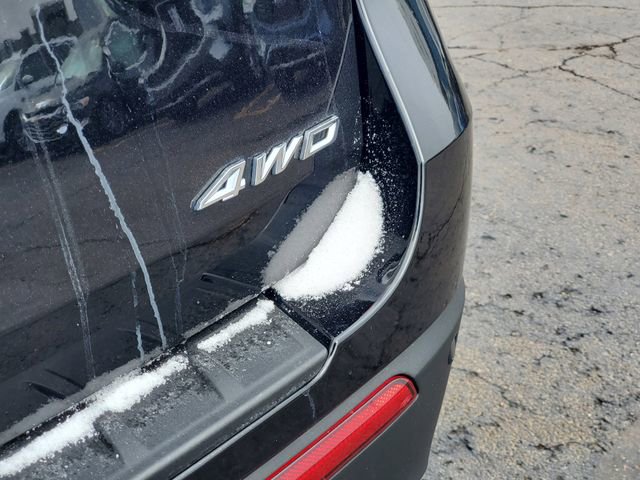 Certified 2023 Ford Explorer XLT w/ Equipment Group 202A image 33