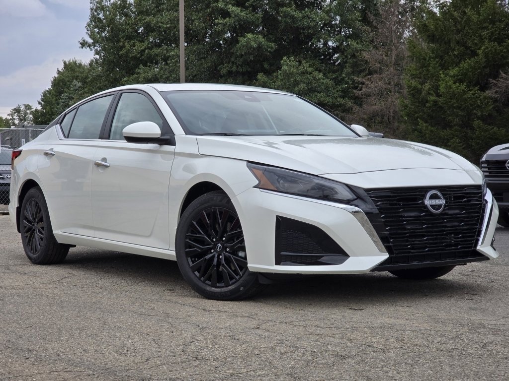 New 2025 Nissan Altima 2.5 SV