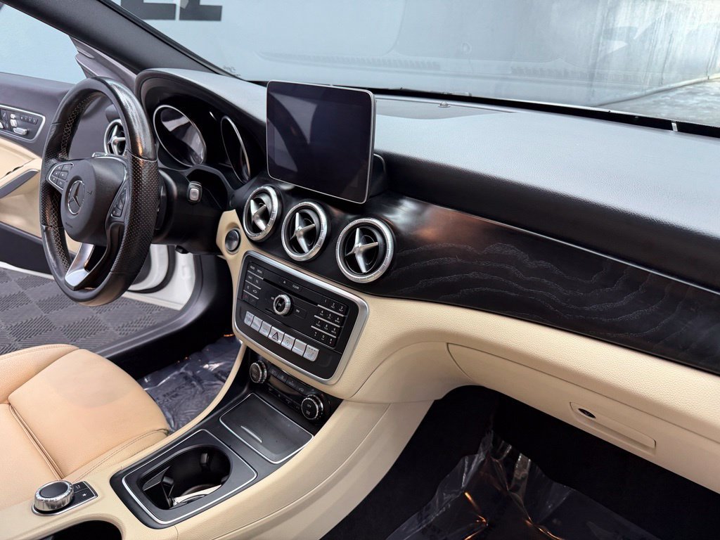 Used 2019 Mercedes-Benz CLA 250 image 50