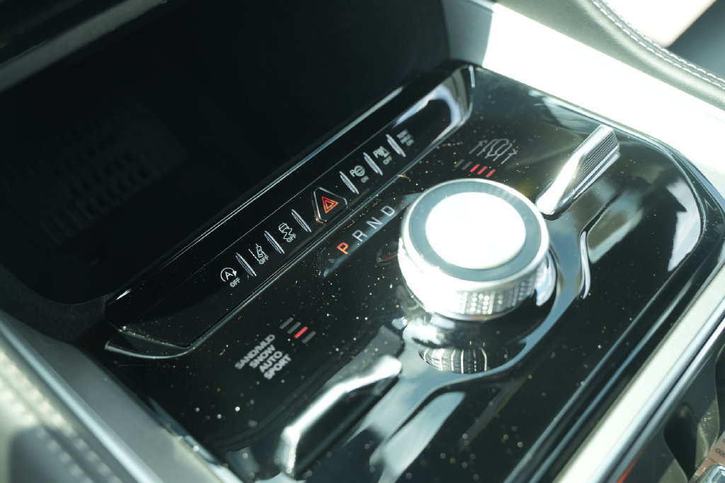 New 2026 Jeep Grand Wagoneer Limited AWD/4WD image 38