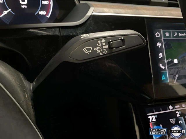 Used 2022 Audi e-tron Premium Plus w/ Premium Plus Package image 45