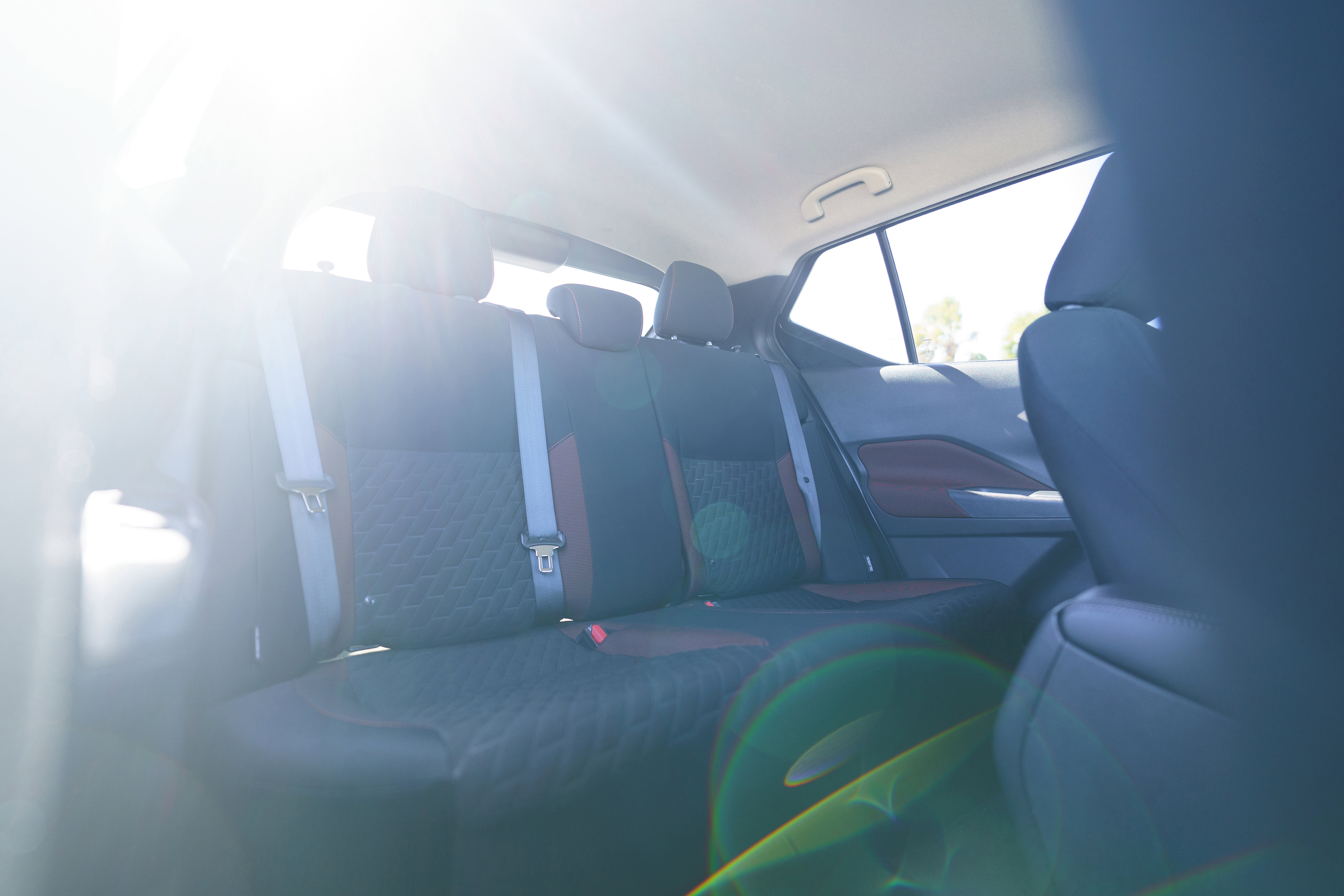 Used 2023 Nissan Kicks SR image 14