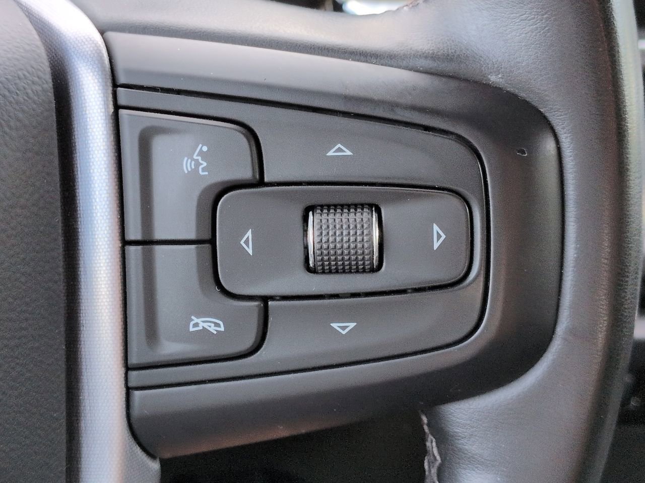 Used 2024 GMC Sierra 1500 Elevation w/ LPO, Elevation Black Package AWD/4WD image 27