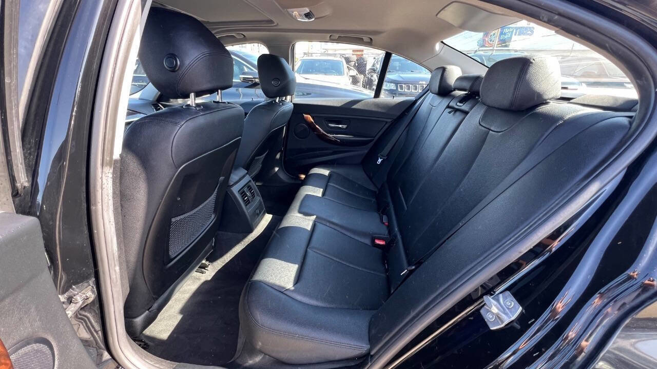 Used 2015 BMW 328i xDrive Sedan AWD/4WD image 16