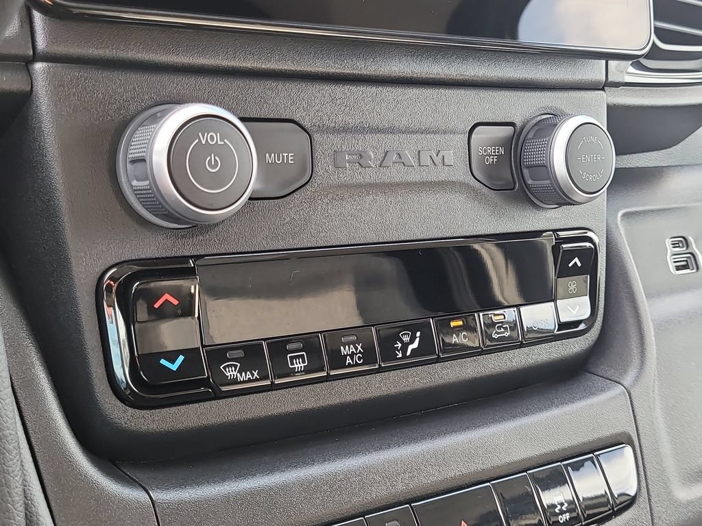 New 2026 RAM ProMaster 1500 w/ Premium Convenience Group FWD image 23