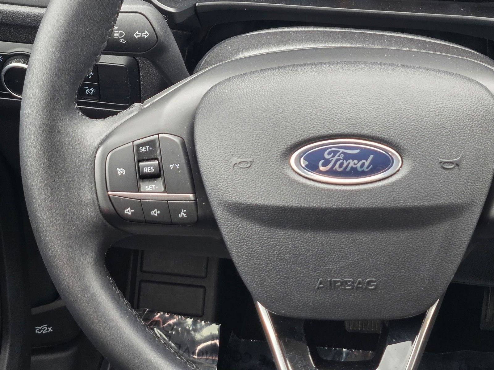 Certified 2024 Ford Escape Active FWD image 17