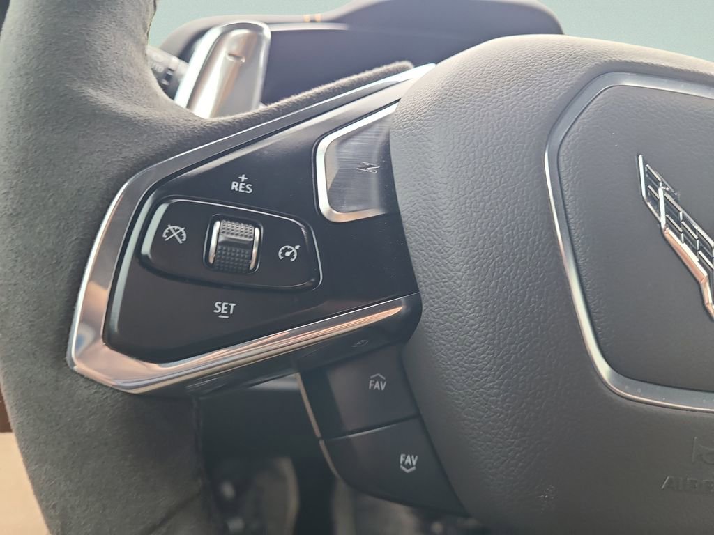 Used 2020 Chevrolet Corvette Stingray Preferred Conv w/ 2LT Preferred Equipment Group image 22