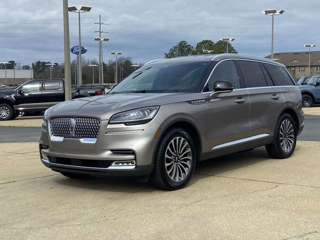 Used 2020 Lincoln Aviator Reserve w/ Elements Package Plus image 4