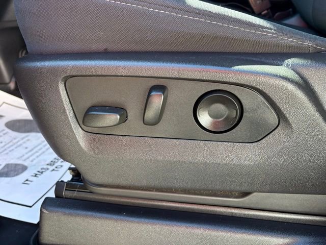 Used 2023 Chevrolet Silverado 1500 Custom Trail Boss image 24