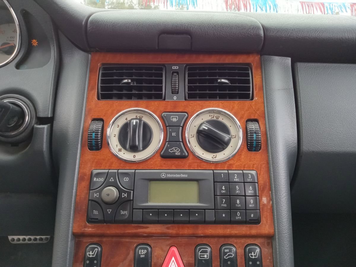 Used 2002 Mercedes-Benz SLK 320 image 19