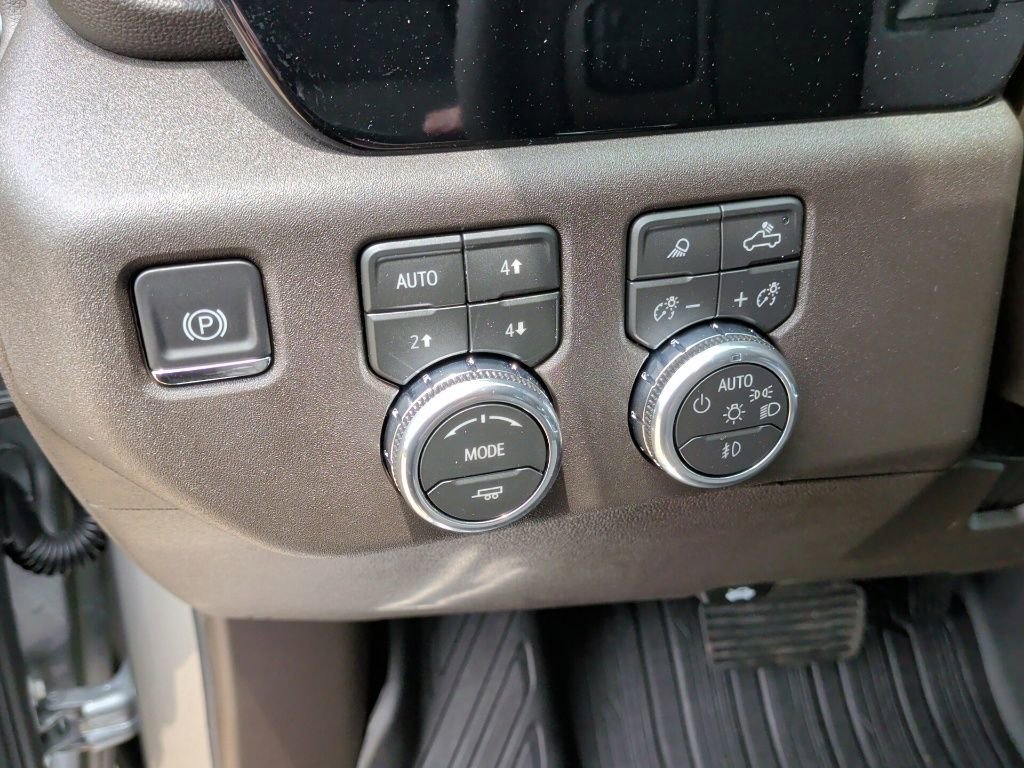 New 2026 GMC Sierra 2500 SLT w/ SLT Convenience Package AWD/4WD image 15
