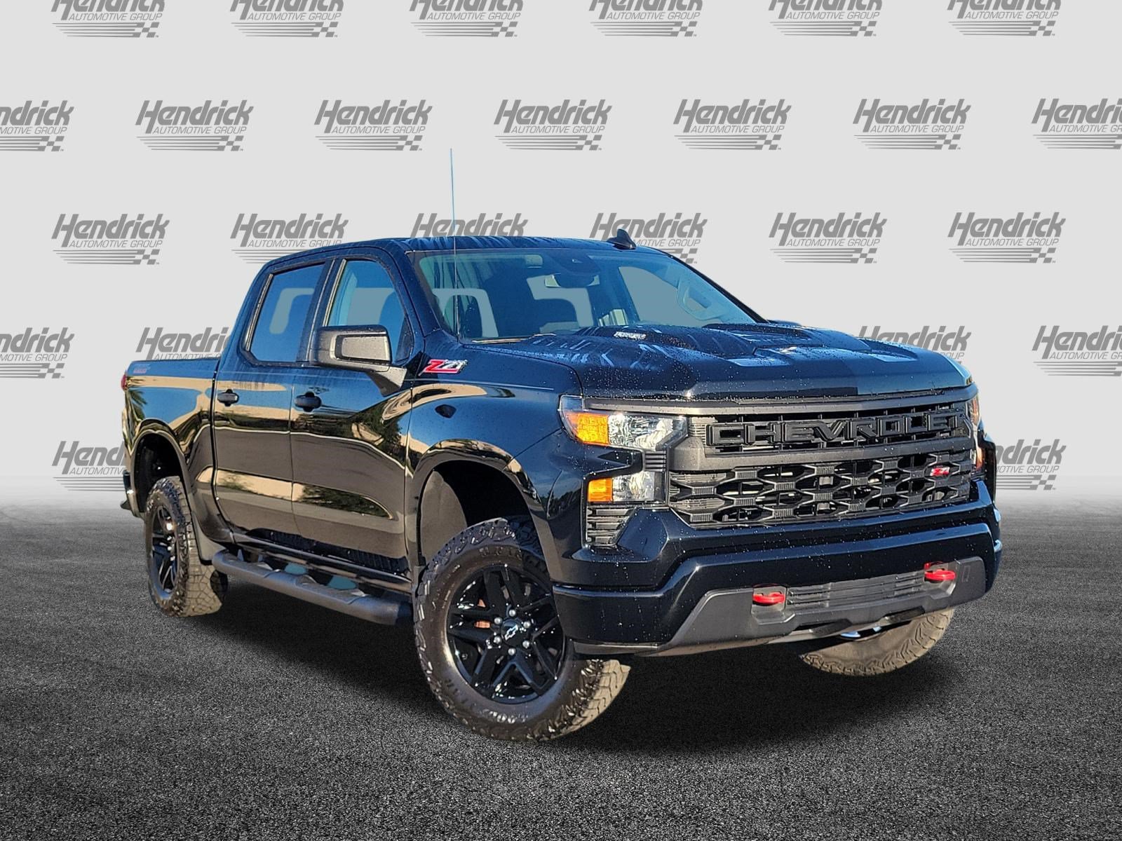 Used 2024 Chevrolet Silverado 1500 Custom Trail Boss AWD/4WD image 2