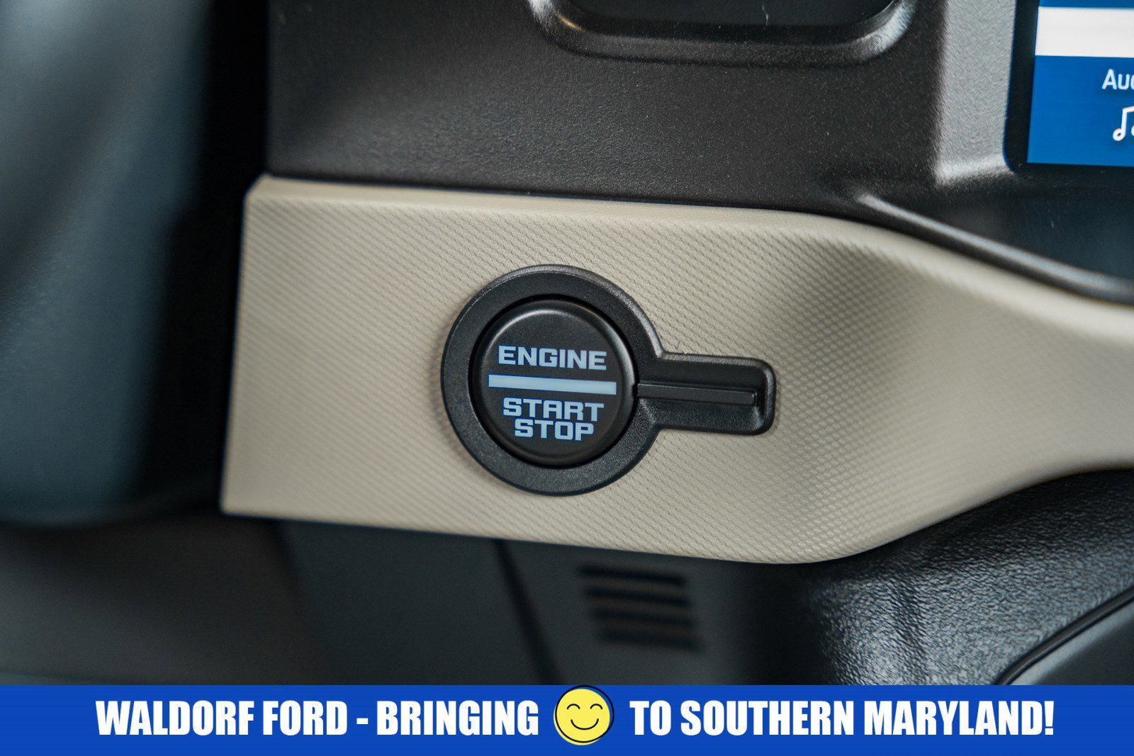 Used 2023 Ford Bronco Wildtrak image 27