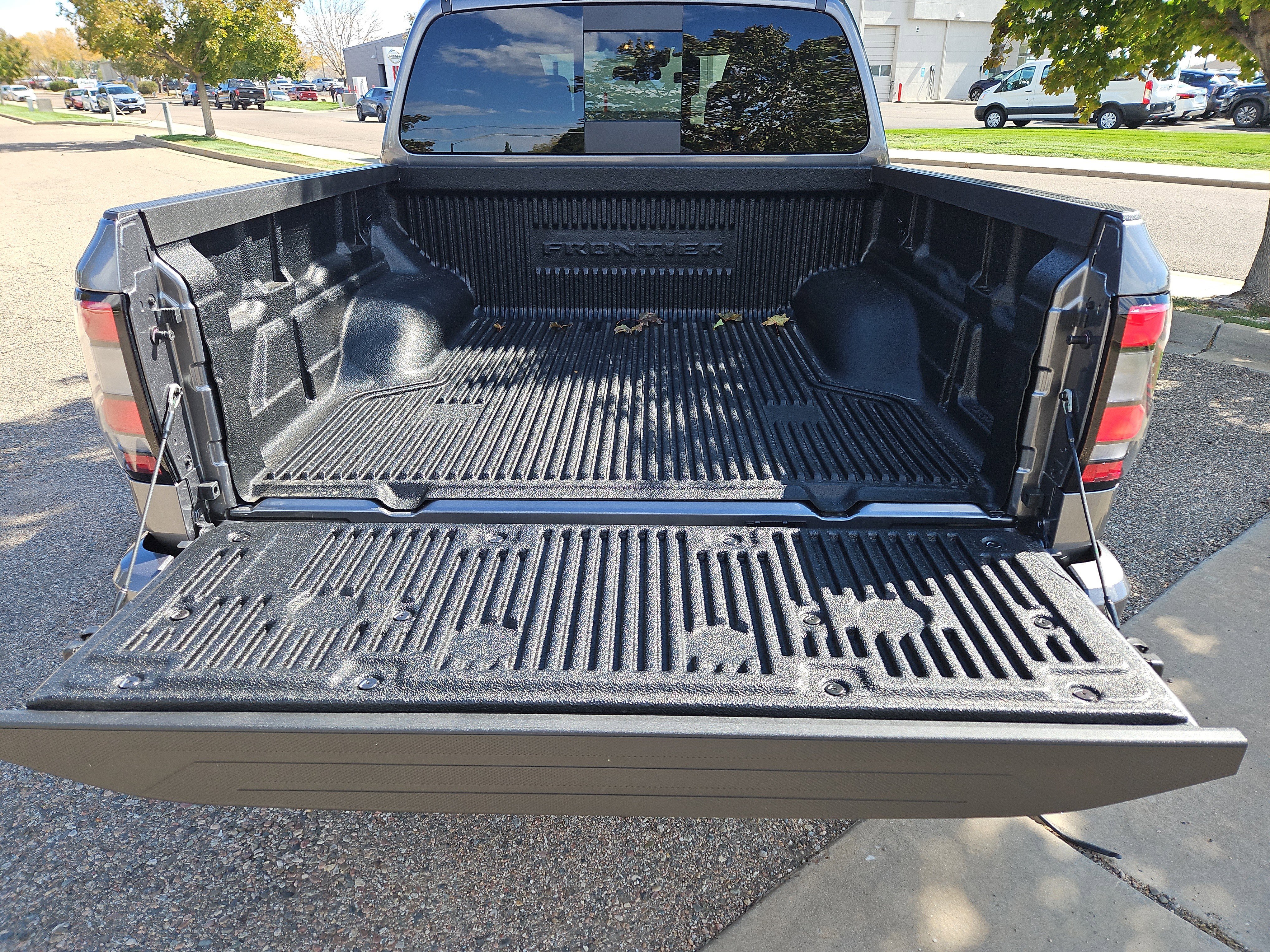 New 2026 Nissan Frontier SV image 11