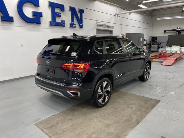 Certified 2023 Volkswagen Taos SE AWD/4WD image 7